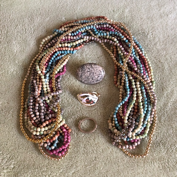 Vintage Jewelry - Twist A Bead necklaces clasps bundle stone metal plastic multicolor Vintage 80s